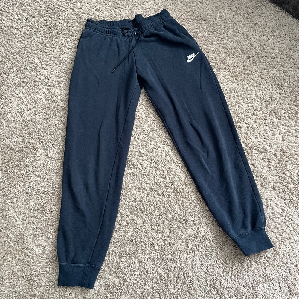 Black Size Small Nike Joggers